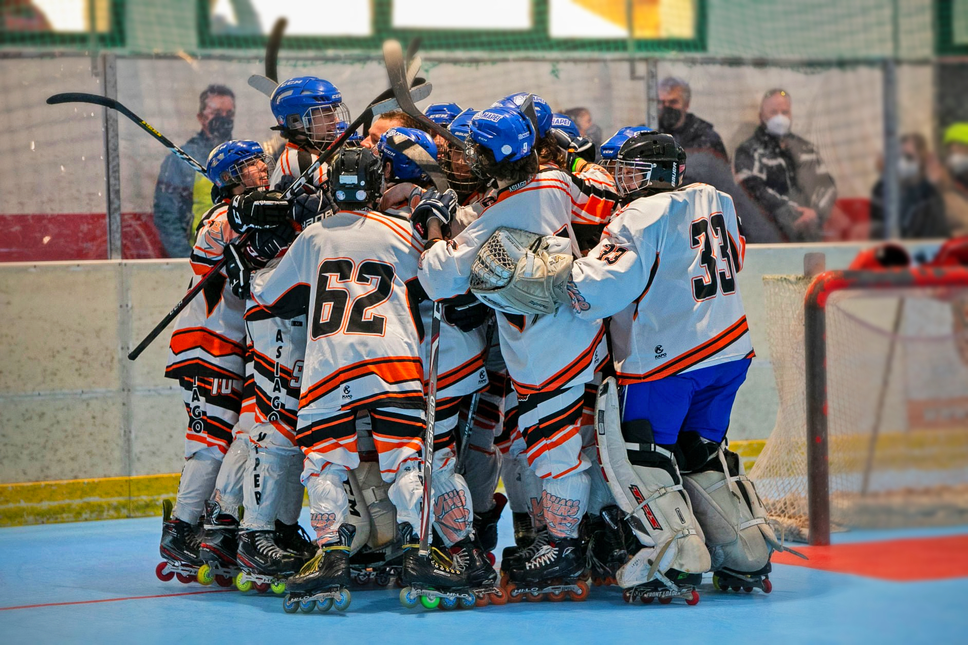 HIGHLIGHTS Gara 1 Playoff Scudetto Quarti di finale Ferrara Hockey vs  Asiago Vipers 10/04/2021 