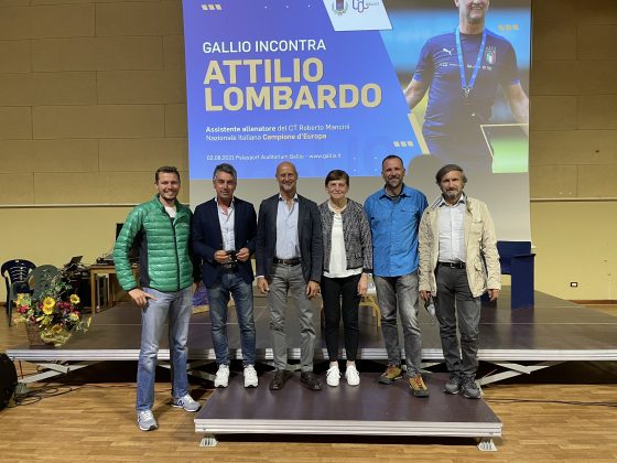 Attilio Lombardo con l'amministrazione comunale di Gallio