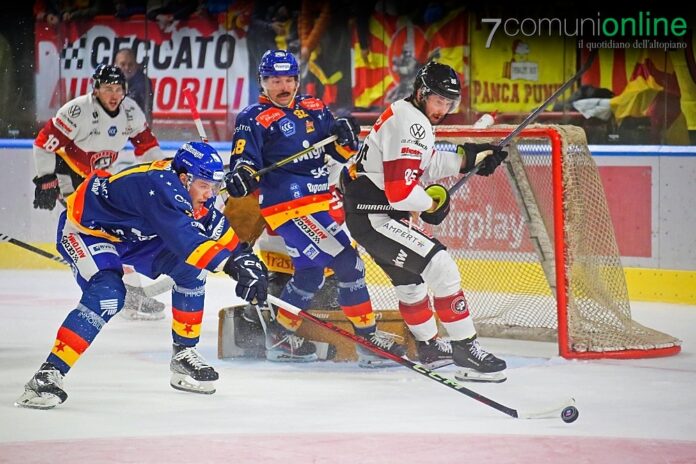 Asiago Hockey - Pioneers Vorarlberg Pala Hodegart